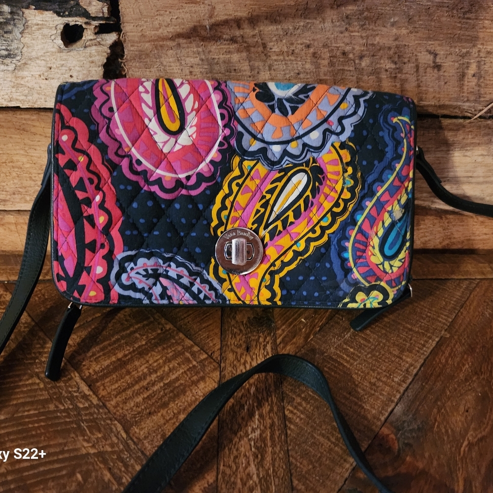 Vera Bradley crossbody bag